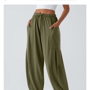 HALARA Olive Women's Relaxed Joggers